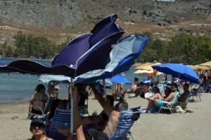 Ανάσα δροσιάς από την Κυριακή: Μπόρες και πτώση της θερμοκρασίας τις επόμενες ημέρες - εικόνα 2