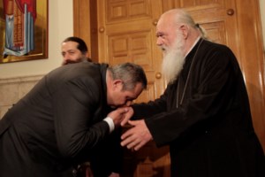 Νέα σκληρή επίθεση Καμμένου στην Αρχιεπισκοπή για την "ειδική θεραπεία στον Ιερώνυμο"- Ατόπημα