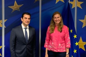 Φον ντερ Λάιεν: Σύντομα σε λειτουργία σταθμοί LNG σε Ελλάδα, Κύπρο, Πολωνία - εικόνα 2