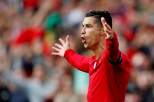 Τζον Φαν΄τ Σχιπ: "Να μείνουμε σε τροχιά πρόκρισης" [βίντεο]