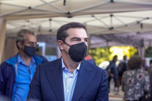 Αρχισαν τα όργανα στον ΣΥΡΙΖΑ: Τσακαλώτος και "Ομπρέλα" δεν θέλουν "ξένους" στο συνέδριο - Διπλό όχι στον Τσίπρα