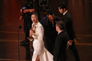 Οσκαρ 2026: Ολες οι στιγμές που η Τεγιάνα Τέιλορ έγινε viral - Η αντίδρασή της όταν έχασε το βραβείο [εικόνες - βίντεο] - εικόνα 5