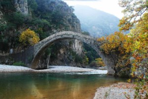 Το χωριό των 9 κατοίκων στη Βόρεια Ελλάδα που ζωντάνεψε χάρη σε ένα εστιατόριο