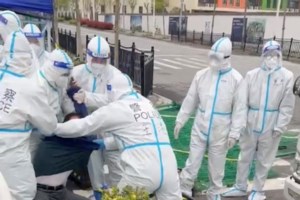 Ο ΕΟΔΥ ξεκαθαρίζει τι συμβαίνει στη Σανγκάη: Δεν υπάρχουν ενδείξεις για νέα μετάλλαξη του κορονοϊού