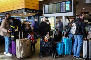 Mετάλλαξη Όμικρον: Ο ταχύτερα διαδεδομένος ιός στην ιστορία της ανθρωπότητας - Άφησε πίσω της την ιλαρά, λένε οι επιστήμονες