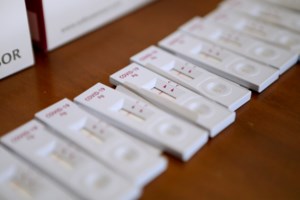 Κορονοϊός - Πάτρα: Διαμαρτυρία μετά.... μουσικής στα Ψηλαλώνια από DJs για τα μέτρα