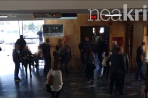 Κρήτη: Έσπασε στο ξύλο και έσερνε από τα μαλλιά τη σύζυγό του στη μέση του δρόμου - "Γυναίκα μου είναι, ό,τι θέλω κάνω"