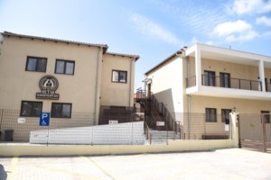 Συναγερμός στην Εορδαία: Βρέφος 6 μηνών διαγνώστηκε με κορονοϊό - Θετικός και ο πατέρας