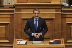 Σακελλαροπούλου: Εχουμε στην καρδιά και στο μυαλό μας τις γυναίκες της Ουκρανίας