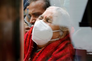 Ινδία: Στις φλόγες το μεγαλύτερο εργοστάσιο παραγωγής εμβολίων στον κόσμο - Πέντε νεκροί