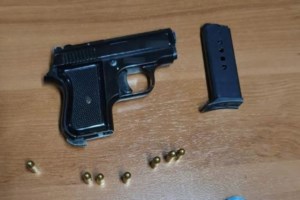 Θεσσαλονίκη: Συνελήφθη 58χρονος που πουλούσε παράνομους συναγερμούς - Χρησιμοποιούσε σήμα της ΕΛΑΣ