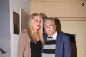 Στα μαχαίρια τα παιδιά του Ανέστη Βλάχου: Αμφισβητεί την ιδιόχειρη διαθήκη ο γιος του