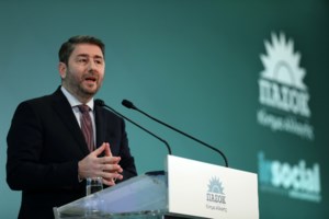 Απάντηση ΠΑΣΟΚ σε Μαρινάκη και Μακρή: "Κατανοούμε τον εκνευρισμό της κυβέρνησης -Τους χαλάμε τα σχέδια" - εικόνα 2