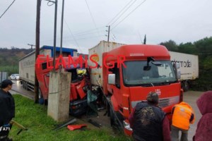 Αλίαρτος: ΙΧ συγκρούστηκε με τρακτέρ - Ενας τραυματίας [εικόνες - βίντεο] - εικόνα 3