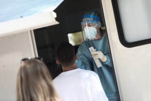 Κορονοϊός: Συνεχίζει να "βράζει" η Αττική με 4.882 νέα κρούσματα - Ακόμη 971 στη Θεσσαλονίκη - εικόνα 4