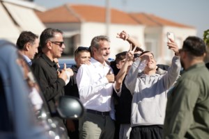 Καραμανλής και Σαμαράς δεν πηγαίνουν στη γιορτή για τα 50 χρόνια της ΝΔ - "Αδειάζουν" τον Μητσοτάκη - εικόνα 2