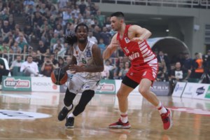 Basket League: Άνετη νίκη για τον Ολυμπιακό επί του Παναθηναϊκού με 75-52 - Έκανε εύκολα το 2-1 στη σειρά των τελικών - εικόνα 2