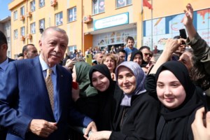 Τουρκία: "Σημείο καμπής" για την παράταξή του οι χθεσινές εκλογές, λέει ο Ερντογάν - Έχασε όλους τους μεγάλους δήμους - εικόνα 2