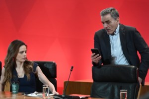 Έλλη Στάη για ΣΥΡΙΖΑ: Ο Κασσελάκης εφευρίσκει κάθε μέρα κάτι, όλο και πιο προκλητικό - Συντονίζεται με τον Πολάκη - εικόνα 2