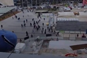 Σοκ στη Γαλλία: Μαθητής Λυκείου μαχαίρωσε και σκότωσε την καθηγήτριά του μέσα στην τάξη - "Ακουγα φωνές" - εικόνα 5