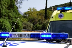 Ηλικιωμένος αρνήθηκε να ανοίξει την πόρτα σε υπάλληλο του ΔΕΔΔΗΕ και εκείνος ζωγράφισε χυδαίο σκίτσο στο κουδούνι του