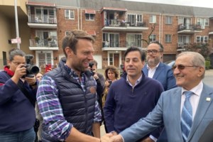 H διάσημη πιτσαρία στο Μπρούκλιν που έκανε το γαμήλιο τραπέζι ο Στέφανος Κασσελάκης [Εικόνες] - εικόνα 5