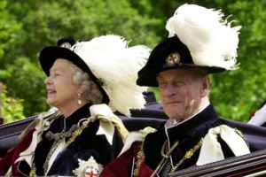 Ελισάβετ: Άταφος 1,5 χρόνο ο πρίγκιπας Φίλιππος  - Γιατί η σορός έμεινε εκτός τάφου μέχρι να πεθάνει η βασίλισσα - εικόνα 2