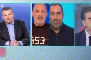 Εκτός εαυτού ο Γιώργος Λιάγκας με το σποτ της Hellenic Train - Πέταξε το ακουστικό [βίντεο]