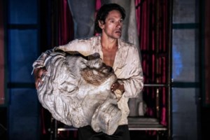 Οι 10 παραστάσεις που δεν πρέπει με τίποτα να χάσεις φέτος - Απανωτά sold out, κορυφαία έργα - εικόνα 5