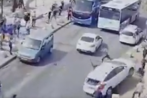 Σκηνικό πολέμου: 20 νεκροί, ανάμεσά τους 9 παιδιά, από ισραηλινά αντίποινα στη Γάζα - Ρουκέτες από τη Χαμάς στην Ιερουσαλήμ - εικόνα 14