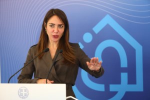 Κατώτατος Μισθός: Πόσο θα αυξηθούν οι μισθοί σε όλη την οικονομία - Επηρεάζονται και οι νέες συντάξεις του 2025