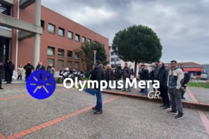 Αυτή η φωτογραφία "έκαψε" τους ψεκασμένους Θεματοφύλακες: Ελέγχονται πλέον για εγκληματική οργάνωση