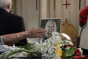 Το συγκινητικό "αντίο" της Ελπίδας Τσουρή στη Φώφη Γεννηματά με μία φωτογραφία από τα παλιά