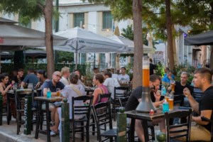 Κορονοϊός: Μαύρο ρεκόρ με 4.181 κρούσματα την Τρίτη - 19 θάνατοι, 219 διασωληνωμένοι - εικόνα 5