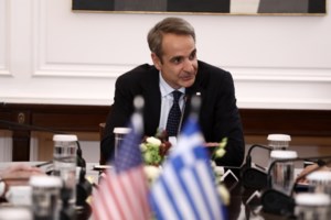 Συνάντηση Μητσοτάκη με Τζιτζικώστα: "Πολύ σημαντική η πρόοδος της Ελλάδας σε μεταφορές και τουρισμό" - εικόνα 3