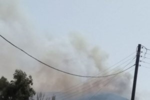 Υπό μερικό έλεγχο η φωτιά στον Βύρωνα - Παραμένουν ισχυρές δυνάμεις της Πυροσβεστικής [βίντεο] - εικόνα 4