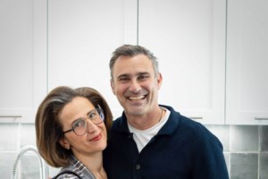 Καπουτζίδης: Μιλά για πρώτη φορά για το πώς γυρίστηκε το επεισόδιο με την αποκάλυψη ότι η θεία Σταματίνα είναι ιντερσέξ - εικόνα 2