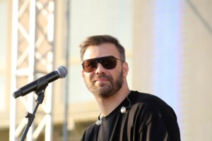 Έξαλλος ο Γιώργος Σαμπάνης: Δεν έχω καμία σχέση με το αλκοόλ - Δεν θα τσακωνόμουν δημόσια με κανένα