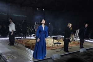 Κατερίνα Διδασκάλου: Δύσκολη πρεμιέρα με τον "Γλάρο" - Τι έκανε όταν είδε στην πρώτη σειρά τον σκηνοθέτη που είχε καταγγείλει - εικόνα 5