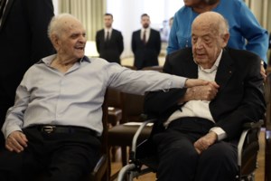 Μεγάλη συναυλία στο Καλλιμάρμαρο αφιερωμένη στον Λευτέρη Παπαδόπουλο - Τραγούδησε ξανά η Χαρούλα Αλεξίου [εικόνες - βίντεο]