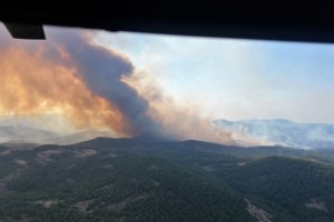 Φωτιές στην Ελλάδα: Στο Ενιαίο Συντονιστικό Κέντρο Επιχειρήσεων και Διαχείρισης Κρίσεων ο Μητσοτάκης