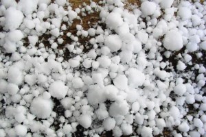 Αστατος ο καιρός με βροχές και καταιγίδες – Πού θα είναι έντονα τα φαινόμενα της "ψυχρής λίμνης"