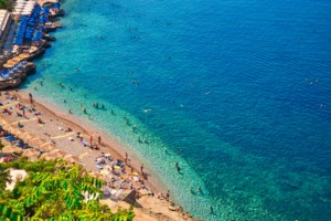 Καιρός: Άγγιξε τους 39 βαθμούς το θερμόμετρο σήμερα - Υψηλές θερμοκρασίες με βροχές και καταιγίδες το Σάββατο