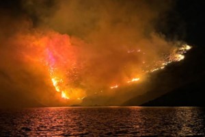 Νέες αποκαλύψεις για τη φωτιά στην Υδρα από τη θαλαμηγό: Πώς οι 10 επιβάτες έγιναν... οκτώ - εικόνα 3