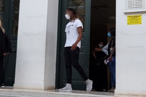 Έγκλημα στην Κερατέα: 48χρονος με ψυχολογικά προβλήματα σκότωσε την 86χρονη μητέρα του
