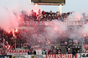 Αχιλλέας Μπέος: Θα φύγω από το ποδόσφαιρο - Να βάλει ο Θεός το χέρι του, για να επενδύσει ο Ατζούν στον Βόλο