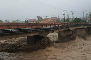 Kυκλώνας "Ιανός": Που θα χτυπήσει τις επόμενες ώρες - Δείτε live την εξέλιξη του φαινομένου - εικόνα 9