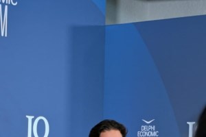 Σταθερά τα επιτόκια της ΕΚΤ όλο το 2026: Τα οφέλη για νοικοκυριά και επιχειρήσεις