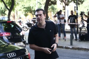 Χαμόγελα στην Κουμουνδούρου για το "ξήλωμα" της τηλεκατάρτισης - εικόνα 2
