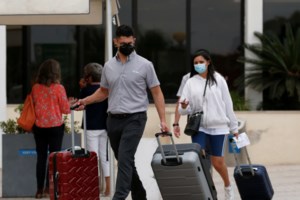 Εξαδάκτυλος για τη μεγάλη μεταδοτικότητα της μετάλλαξης Δέλτα: Ο ένας μολύνει εννιά και οι εννιά άλλους 81 - εικόνα 2